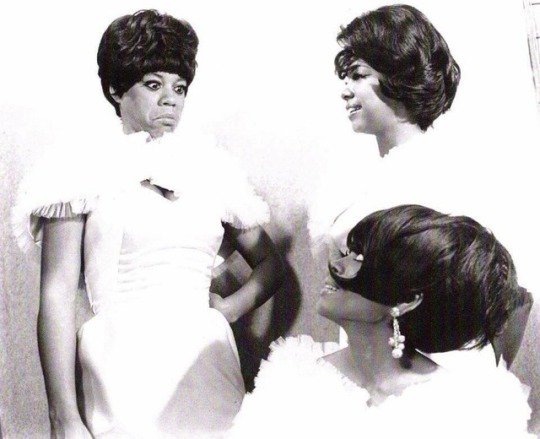 Looks like Flo's about to throw down. #FLorenceBallard #DianaRoss #MaryWilson #TheSupremes