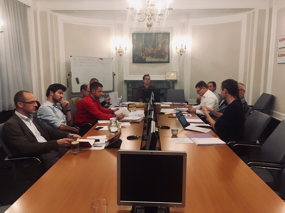 PavelCizinsky's tweet photo. Již zítra proběhne první standardní jednání nové rady Prahy 1. V plném počtu jsme se ale sešli už dnes, abychom se předem poradili o usneseních, která chceme přijmout. Práce nás tu čeká opravdu dost. https://t.co/3ki1Y8gcKq