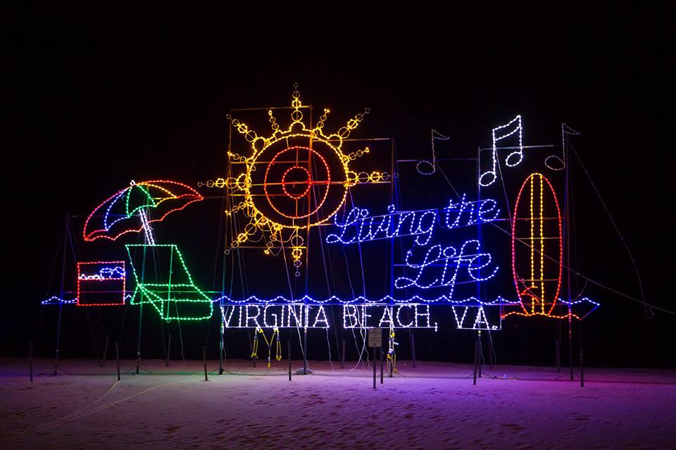 CityofVaBeach's tweet image. It's Military Monday! Show your ID and get in at the BayPort Credit Union Holiday Lights Merry Mile for just $5! Start your holidays off with a drive along the Virginia Beach boardwalk.  tinyurl.com/yancm2uo #holidaylights #virginiabeachboardwalk #jeblcfs #nasoceana #VABeach