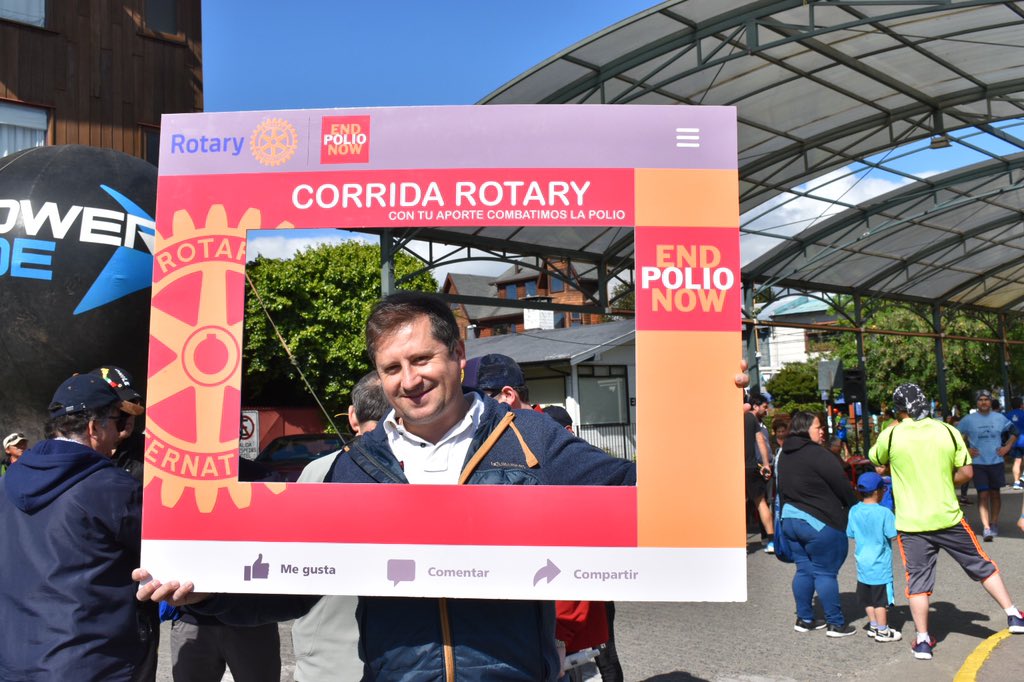 RotaryDelLago's tweet image. Agradecemos la colaboración de la @muniptovaras a su alcalde @RamonbahamondeC y su concejo Municipal por la ayuda para que la #corridarotary fuera un éxito. Agradecemos además la presencia de sus concejales @RosaBenavidesPV y @raicheleh