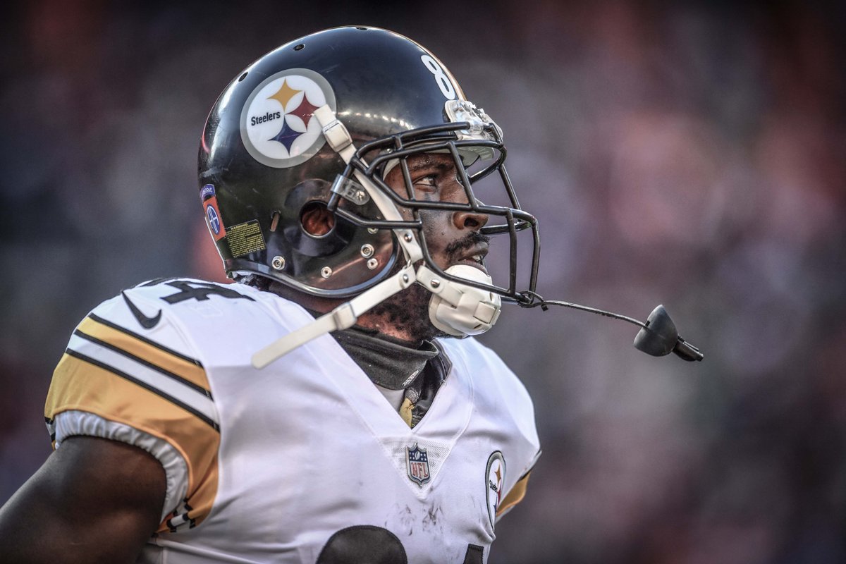 Antonio Brown (804) joined Torry Holt (805) and Marvin Harrison (845) as the only players in NFL history with at least 800 receptions in a player's first nine seasons.