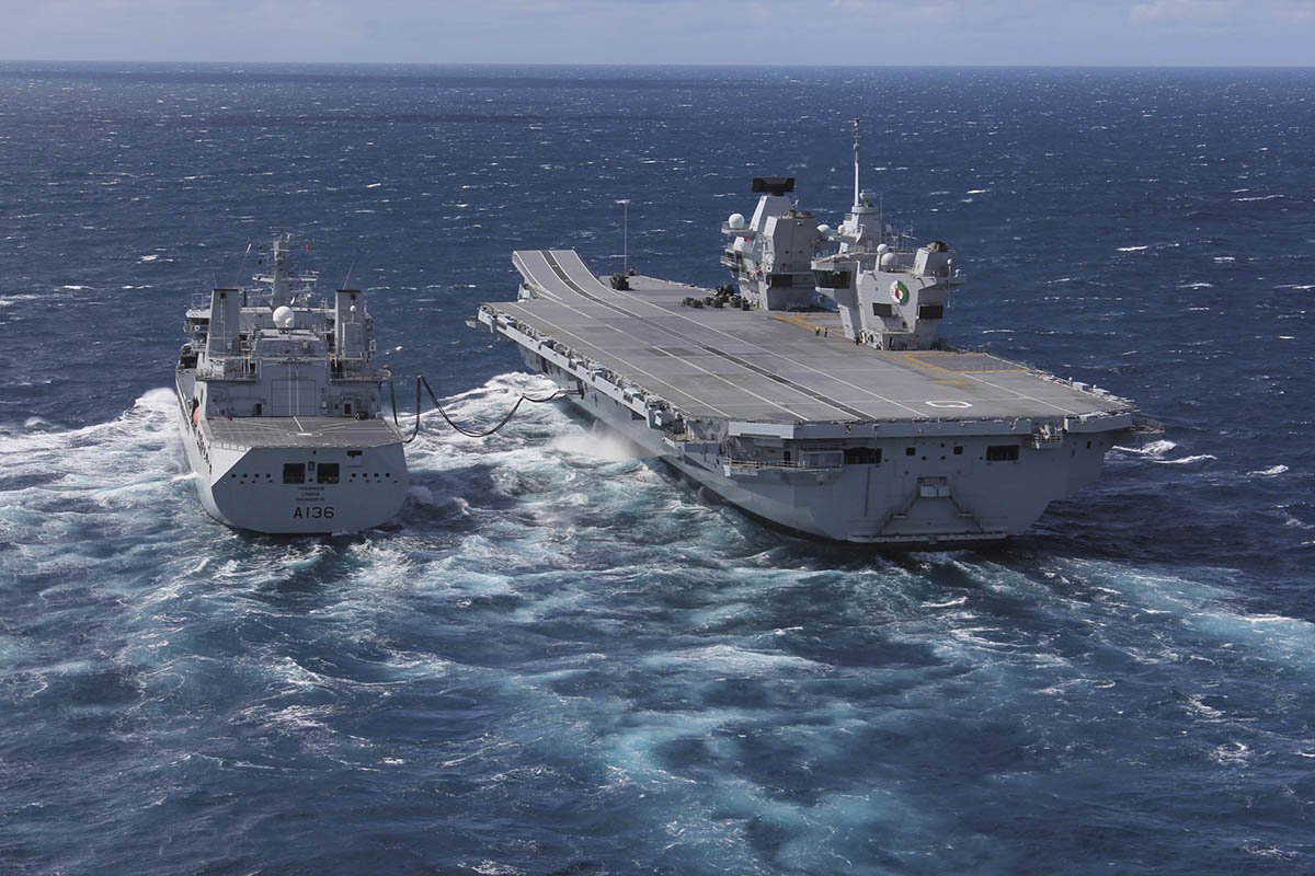 RoyalNavy's tweet photo. The @royalnavy has its own "floating fuel stations" which are manned and operated by the Royal Fleet Auxiliary. You can follow @RFATidespring and @RFATidesurge, the tankers built to refuel @HMSQNLZ. https://t.co/ErJqZYdZXm #TeamRFA #Warship https://t.co/YVI8b7v5un