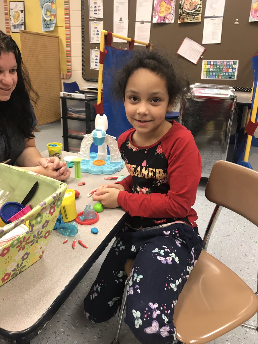 graceomalley515's tweet photo. Learning is fun in 515 😊 #bcsssdpride #BCSSSDtweets https://t.co/MIKxjTCFkn