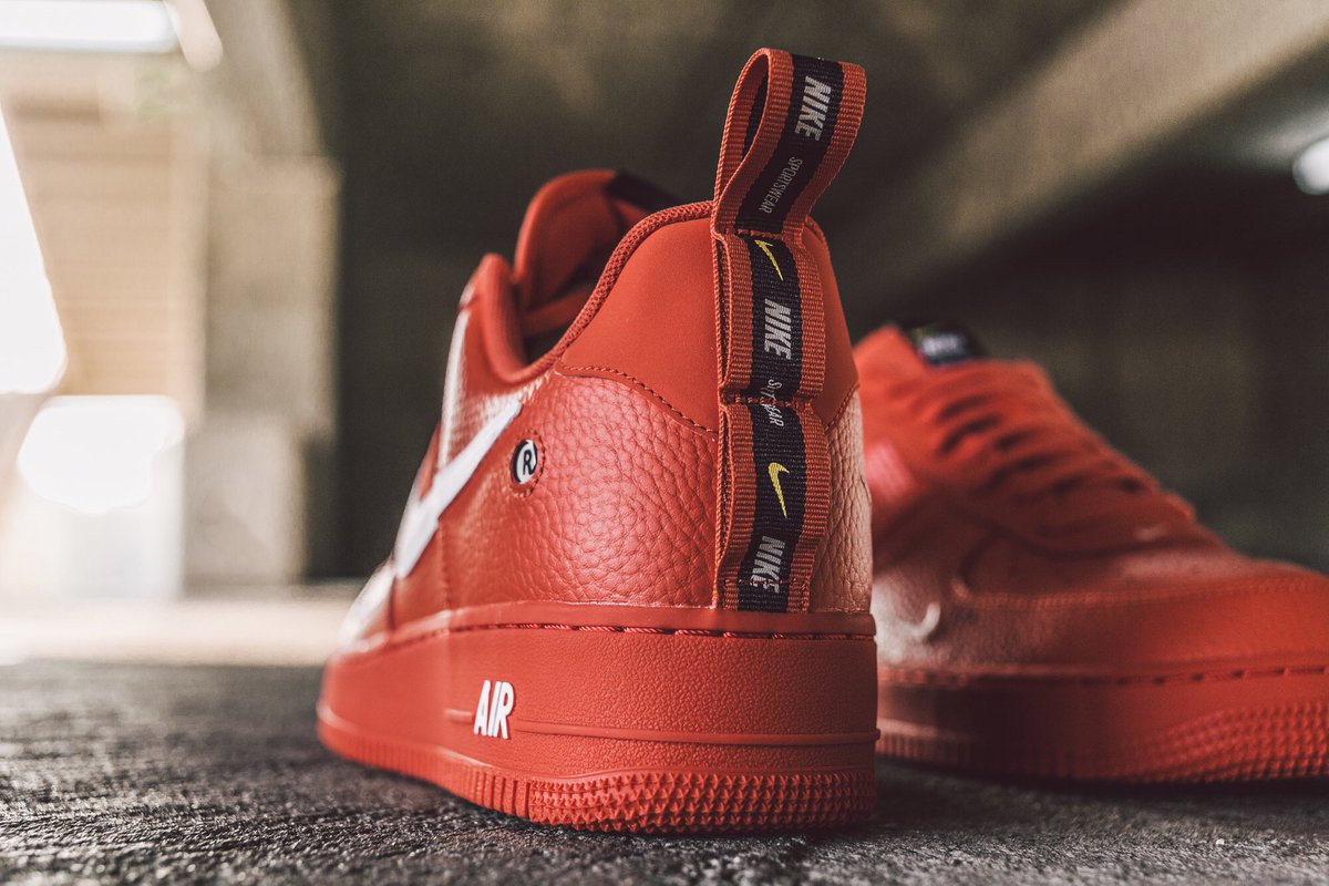 air force 1 lv8 overbranding red