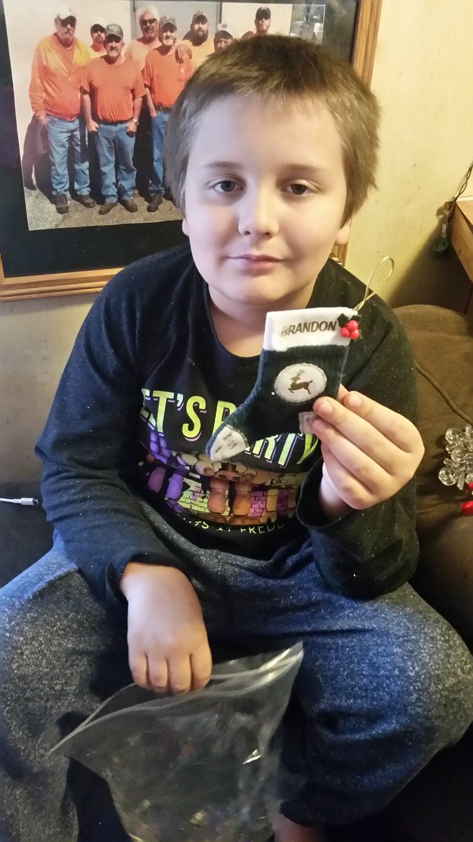 SandyMontgomey's tweet image. He Hangs His Big Brothers Stocking Every Year..!! #BrandonDavid #RestInHeavenBabyBoy