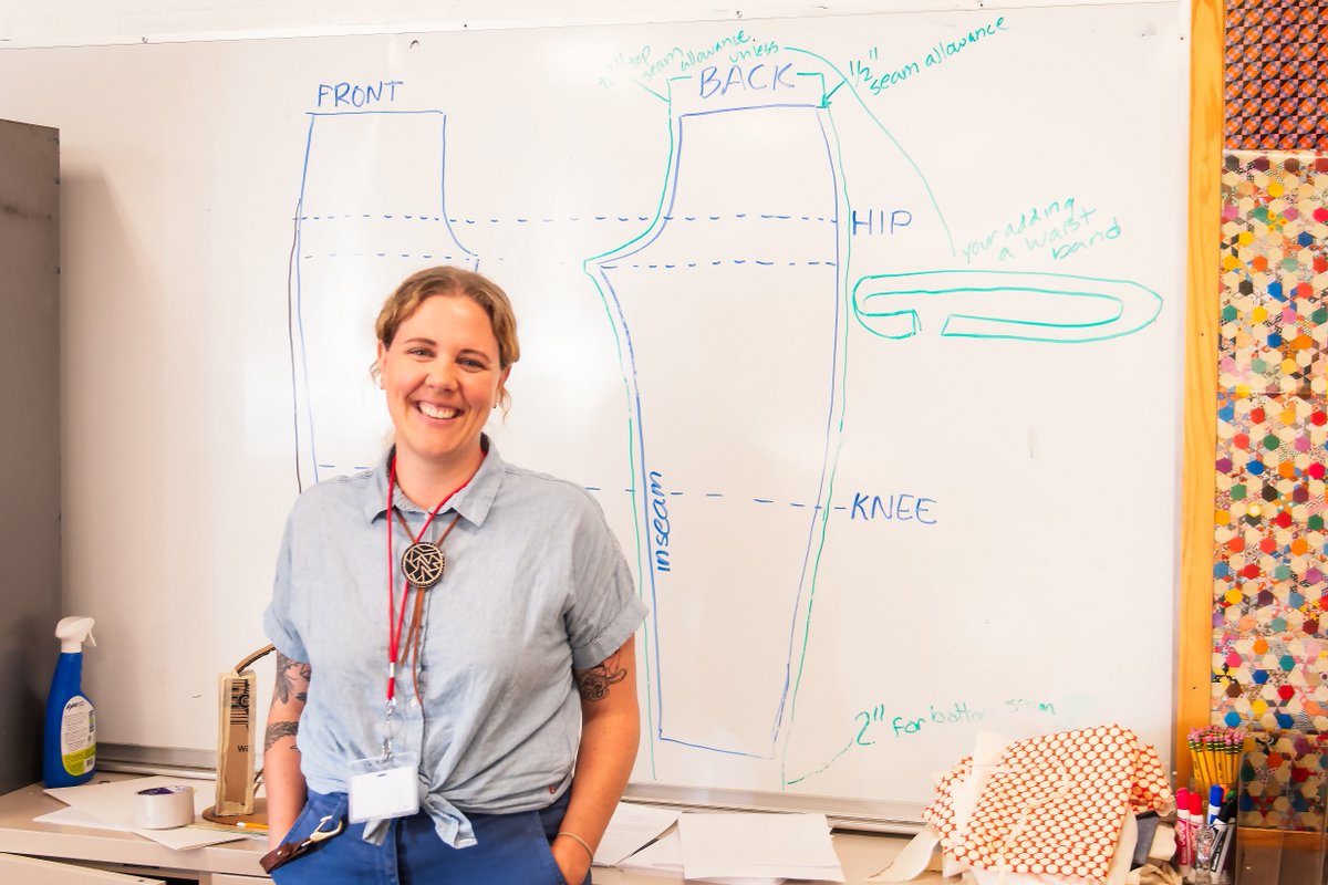 OregonStand's tweet photo. Teachers across Oregon are creating incredible opportunities for their students with #Measure98 funding. At Lincoln HS, Addy Kessler is teaching skills like clothing design, jewelry creation and entrepreneurship. #CTEworks 
https://t.co/mnpdthlw4e https://t.co/U7B9JDlKyp