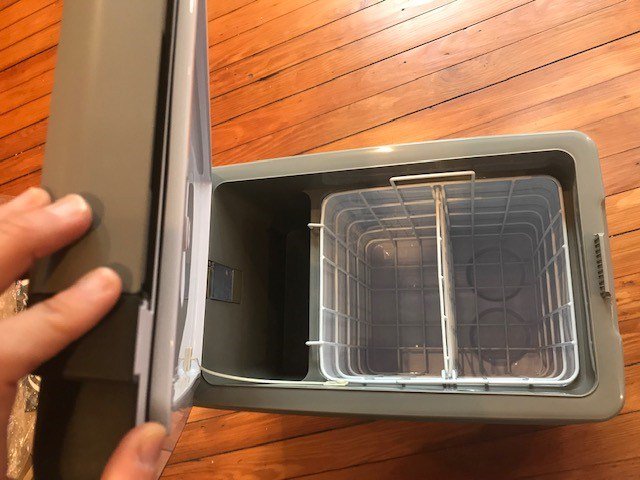 BabeCaveBuilds's tweet photo. The Babe Bus Gets A Portable Fridge: A buyer's guide to eating on the road in the tiniest of kitchens #vanconversion #promasterconversion #vanfridge #vanlife #digitalnomad #travelblogger https://t.co/xiSsk7PjhH https://t.co/os9g3CxNXD