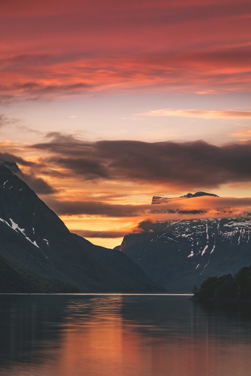worldtraveIs's tweet photo. last fjord light

by Denny Bitte https://t.co/T6cMYpQ89e