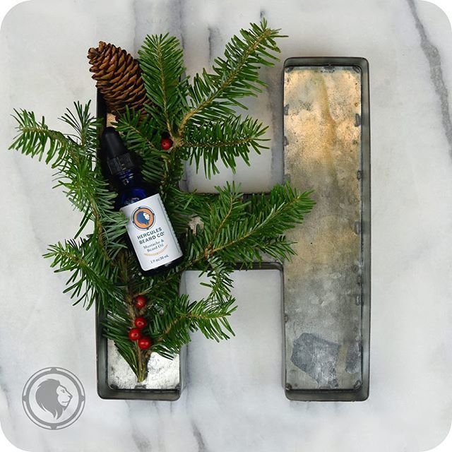 herculesbeardco's tweet photo. Have you been naughty or nice this year?
.
.
.
.
.
#herculesbeardco #mensgrooming #naturalhaircare #naturalskincare #menstyle #menshealth #streetstyle #gq #luxury #barbershop stylist #birchbox #birchboxman #menblogger #mensfashion #menshair #barber #bear… https://t.co/j6kZFKGcOB https://t.co/5CFWJIWEcv