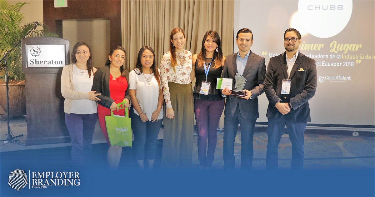 Ferias 360 (@ferias360) on Twitter photo Felicitaciones a <a href="/Chubb_Seguros/">Chubb Seguros</a> Ecuador, por haber conseguido el 1er puesto como "Mejor Marca Empleadora de Seguros Ecuador 2018".
Esta distinción se dio en el contexto del evento y del estudio de mercado #EmployerBranding2018.
Recibe su Gerente Christian Hidalgo, Gerente TTHH Felicitaciones a <a href="/Chubb_Seguros/">Chubb Seguros</a> Ecuador, por haber conseguido el 1er puesto como "Mejor Marca Empleadora de Seguros Ecuador 2018".
Esta distinción se dio en el contexto del evento y del estudio de mercado #EmployerBranding2018.
Recibe su Gerente Christian Hidalgo, Gerente TTHH