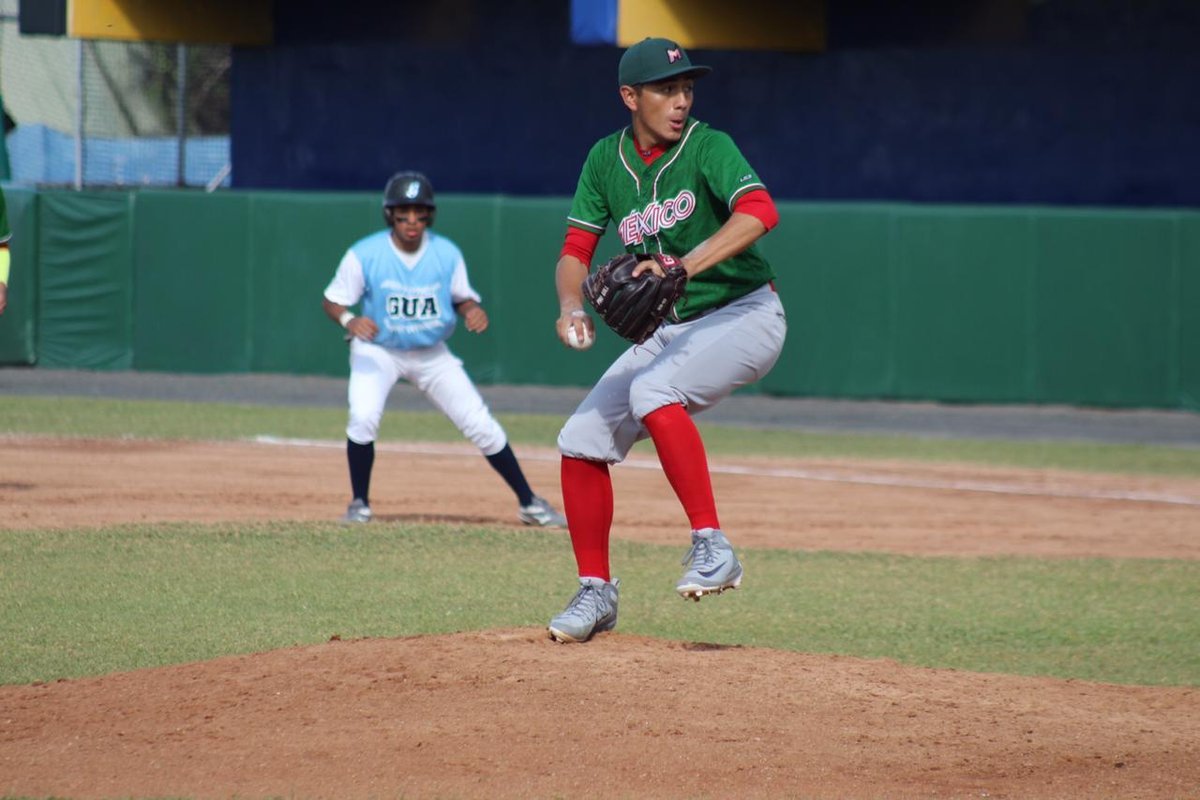 LMBBanorte's tweet photo. ¡TRIUNFO PARA MÉXICO! 🎉🇲🇽😎

El equipo que dirige Enrique "Che" Reyes 🇲🇽 superó 6-2 a Guatemala 🇬🇹 en el Premundial U-18 de Panamá 🇵🇦🏟️

#NovenaMéxico 🇲🇽👊🇲🇽��🇲🇽 https://t.co/CBzonPMZbf