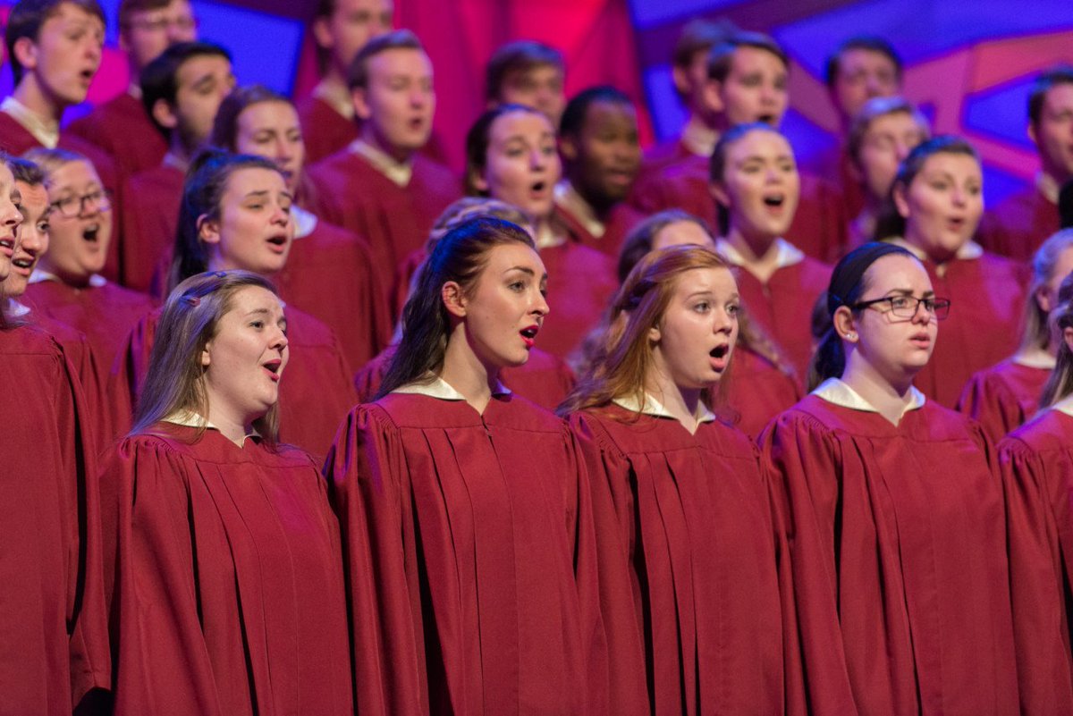Concordia_MN's tweet photo. Students: Pick up your complimentary ticket to this year’s Concordia Christmas Concerts at the Box Office, weekdays 9 a.m.- 1 p.m. #cordmn https://t.co/LW68ae1j5U