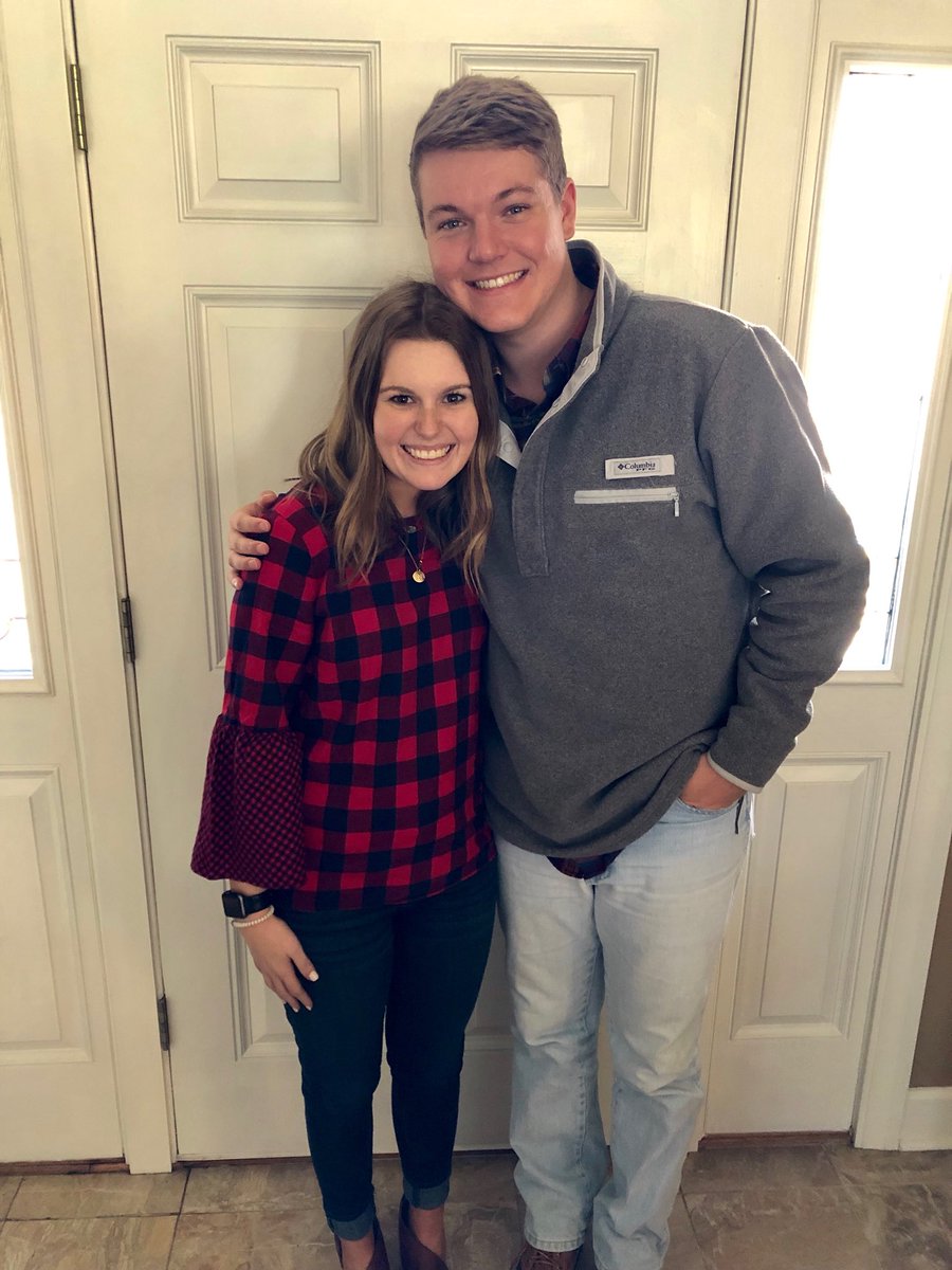 madsbrodell's tweet photo. Thankful for this guy - he’s taken care of me all weekend when I haven’t felt well and hasn’t complained once. Love ya, Nic Schmidt. https://t.co/x54BPJtldu