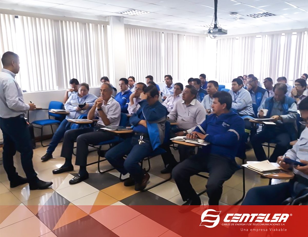 CentelsaCables's tweet photo. En #CENTELSA hacemos parte de tu aprendizaje, así vivimos nuestro primer día de #CharlasMasivas en Ecuador 🤓📚 #SoyEnergíaCENTELSA https://t.co/FigDlrE01U