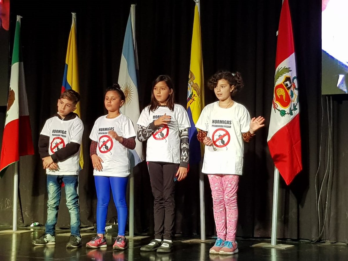 BAeducacion's tweet photo. Comenzó la #FeriaDeCiencias2018: la instancia nacional se desarrolla desde hoy y hasta el jueves en la ciudad de #Córdoba. Participan 64 escuelas de #ProvinciaBA, que presentarán distintos proyectos 👉https://t.co/MGnsiC803e https://t.co/3tXumATzlt