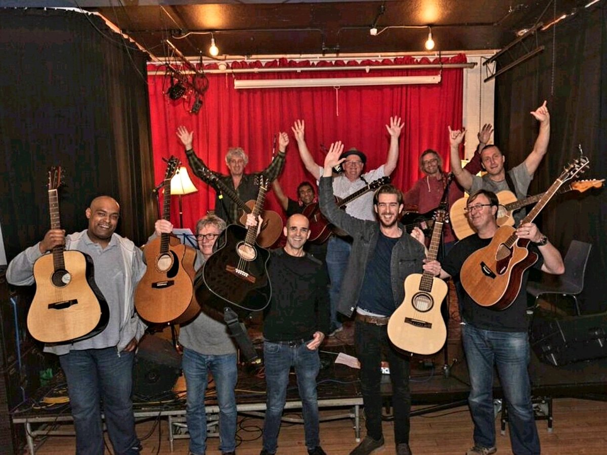 andyguitarleeds's tweet image. Fantastic end of term jam night in #brighton last week.  

If you're a guitarist or singer wanting to get started playing with other intermediate level musicans in and around Brighton and Sussex, get in touch!

#andyguitar #jamclass #guitarlessons #openmic #brightonmusic #openmic