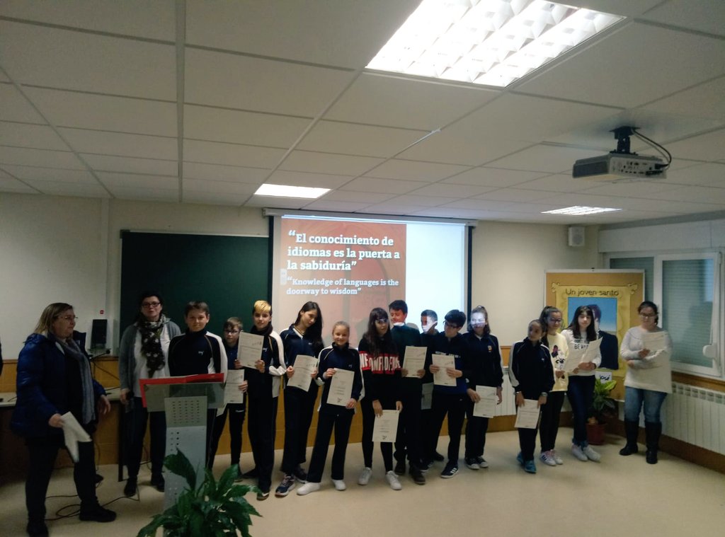 lidia_blecua's tweet photo. This afternoon our students have received their Cambridge certificates .
Congratulation to everyone!
@BEDAspain @StaCruz_Erasmus https://t.co/9xphX3r9h3