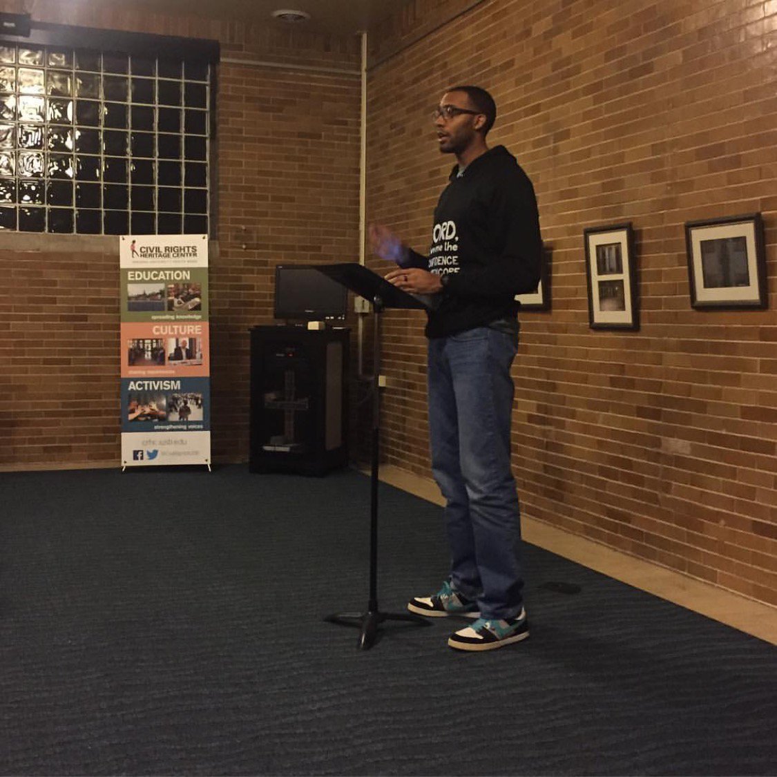 NDCreativeWrite's tweet photo. Snapshots from last night's Poetry Den at the Civil Rights Heritage Center @CRHCIUSB with readers #JosephThomas #ChamaraMoore & #RufaroMusvosvi! #poetry https://t.co/3FvRGml2NJ