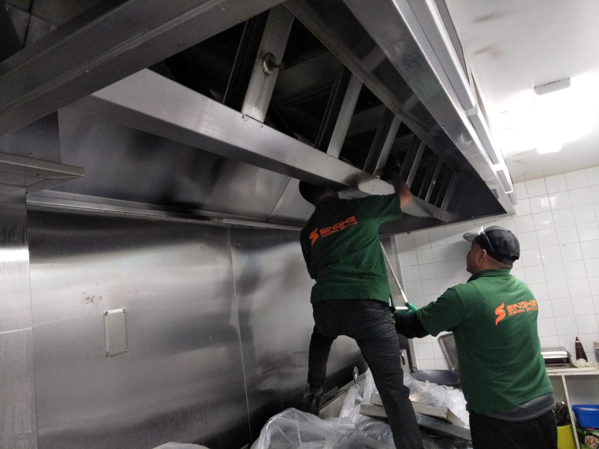singhzservices's tweet photo. Singhz offer our service in Schools, Hotels, Restaurants, Golf Clubs, Pubs and Care Homes. Singhz serve more commercial properties throughout Melbourne. #CanopyCleaning #CanopyCleaners https://t.co/rLUZSIPHdw https://t.co/28WclhHTOj