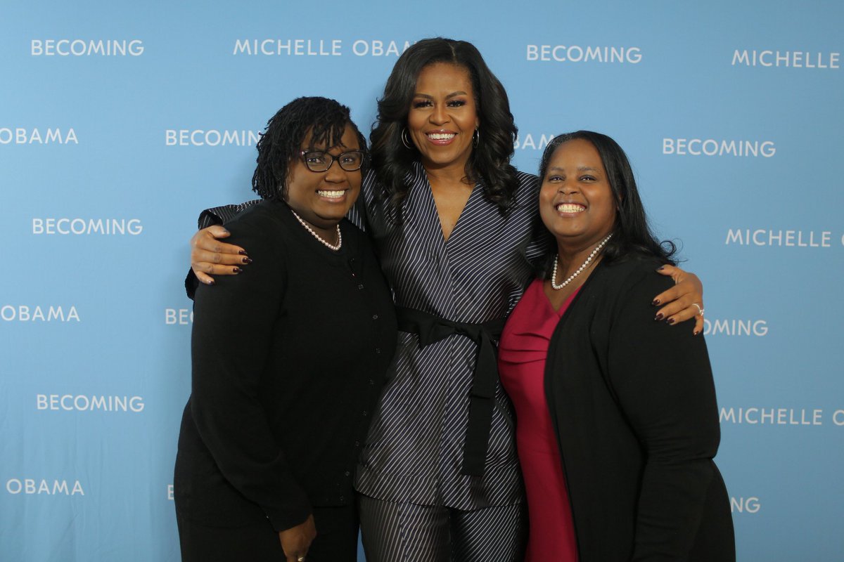 MargotSavoy's tweet image. So, this happened last night. @MichelleObama we are friends now!! Lol Thank you for being as wonderful as I imagined you are! 😍🤩 #IAmBecoming #MichelleObamaVIP #ManyFacesofMargot