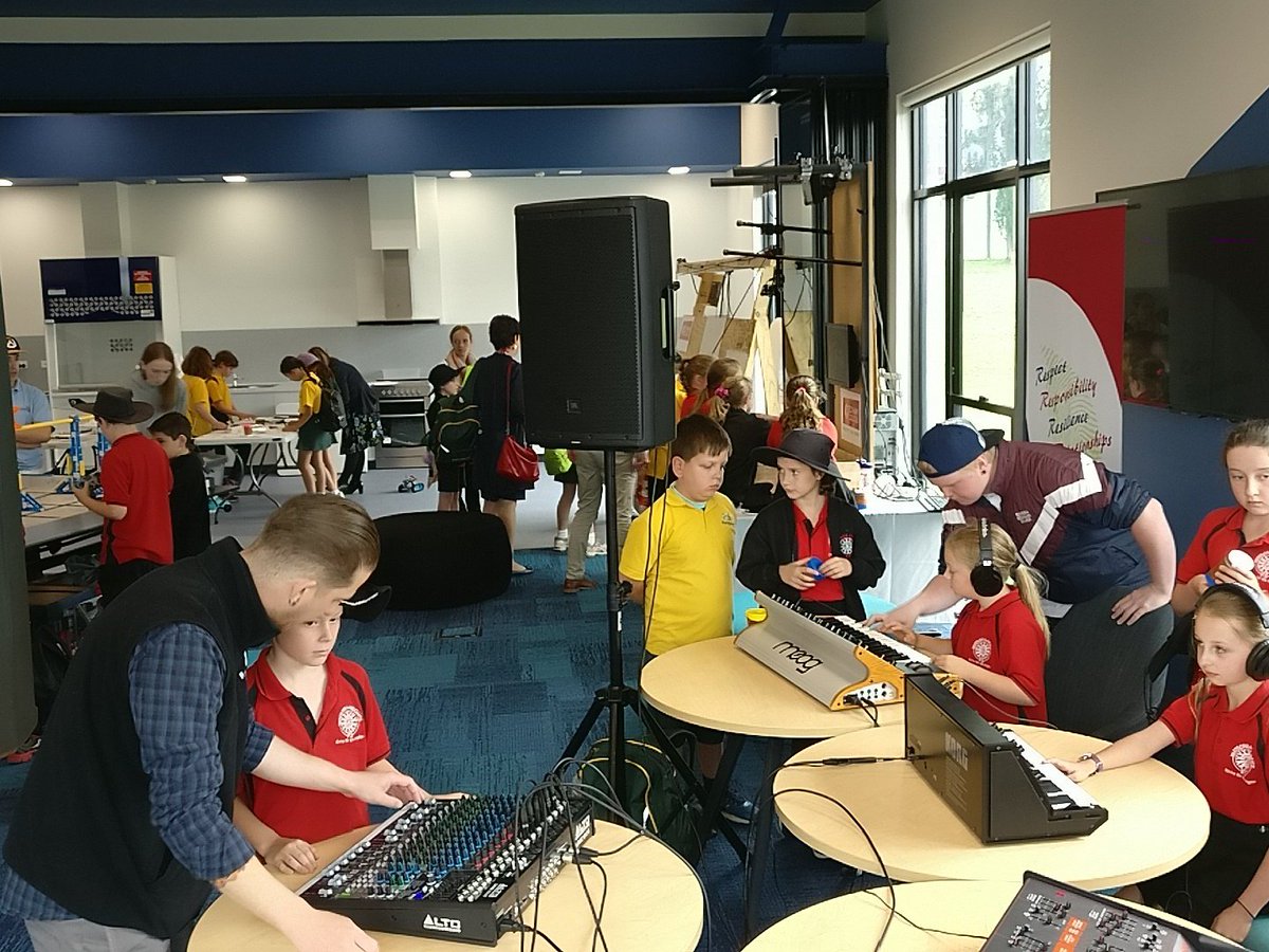 A little music lesson with <a href="/BundooraCollege/">Bundoora Secondary College</a> students.