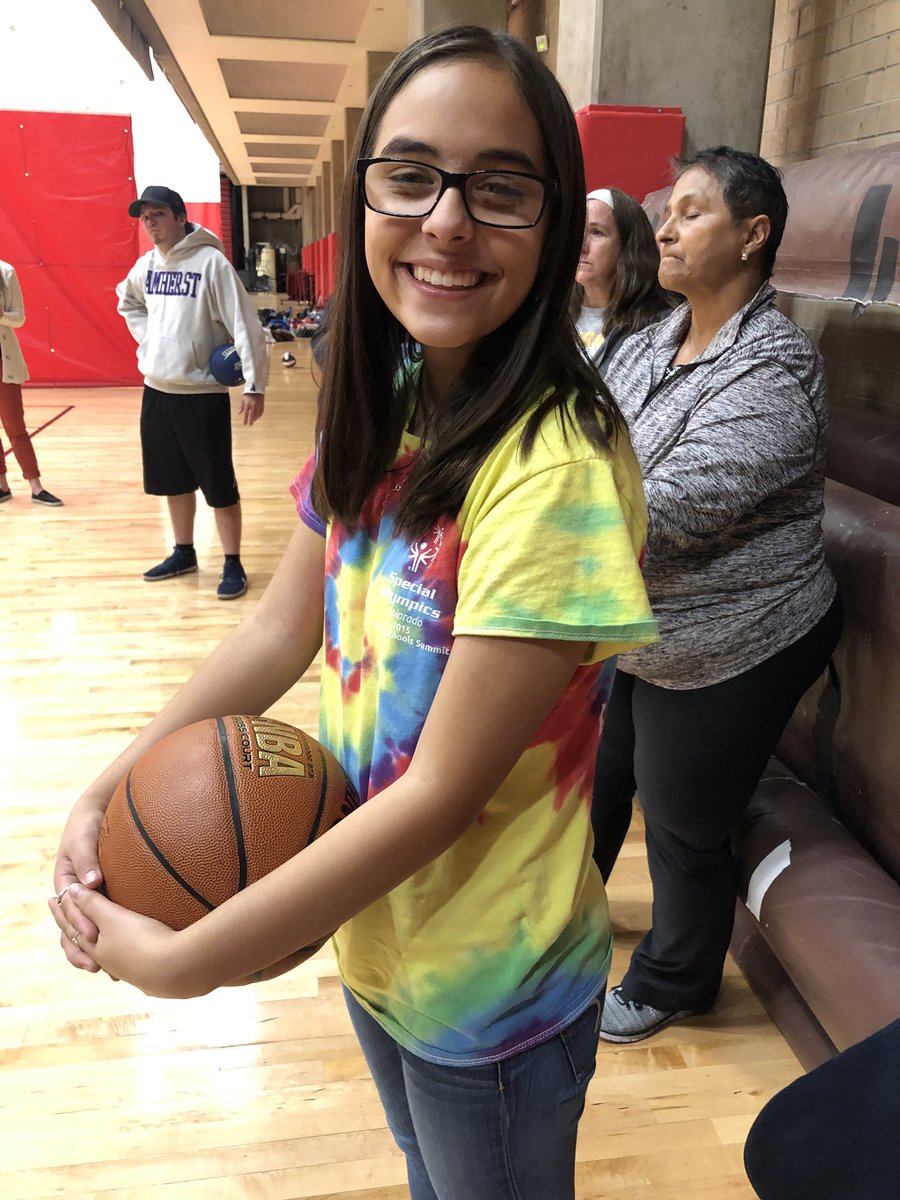 YAC member, Erin Egan, growing her knowledge at our Youth Sports Coaches Clinic tonight!!

#YouthLeadership #YouthAsCoaches #SpecialOlympicsCo #PlayUnified