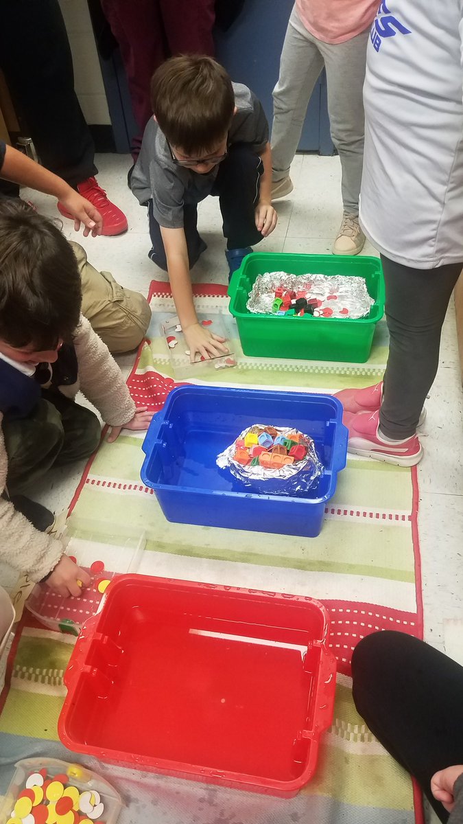 Courtney Taylor tweet media