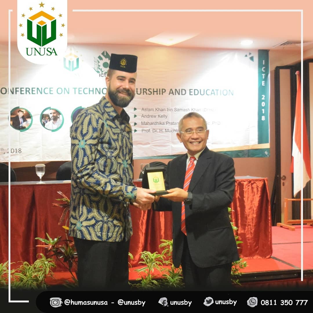 unusa_official's tweet photo. Alhamdulillaah acara International Conference on Technopreneurship and Education kemarin 14 November 2018 di Best Western Papilio Hotel Surabaya berjalan dengan lancar, acara tersebut mengundang Keynote Speaker yang luar biasa dari 3 negara.
#humasunusa #unusa #unusby #icte2018 https://t.co/WXGodZD0CC