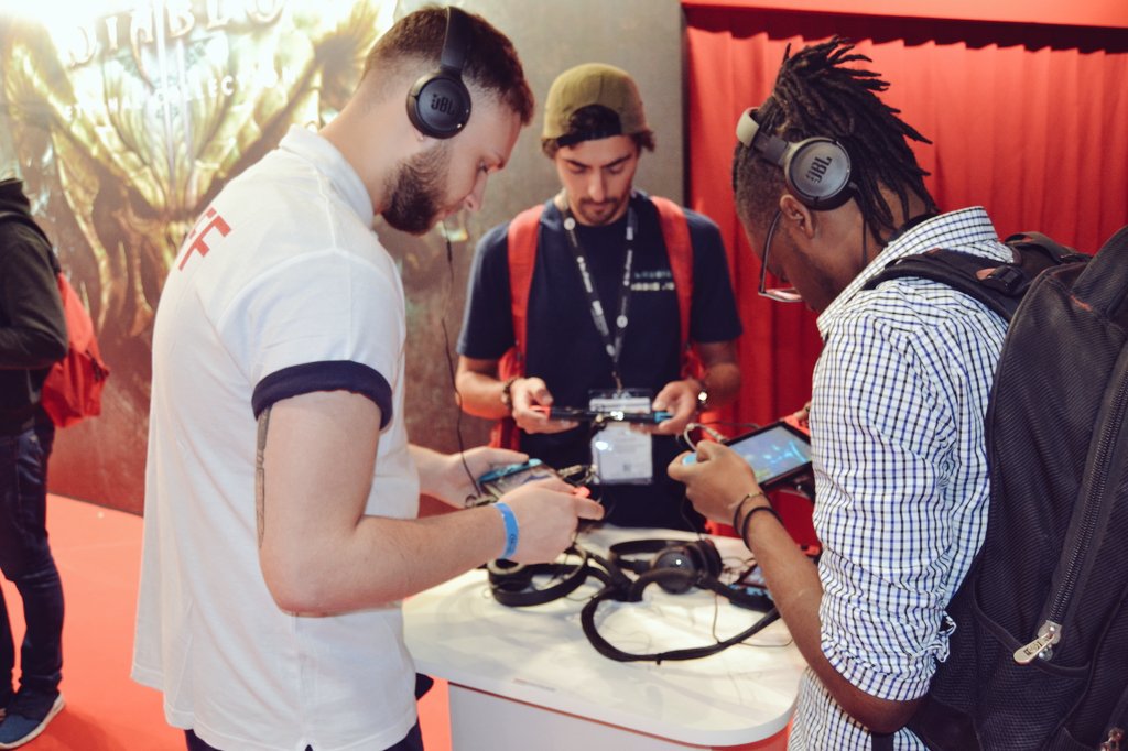 EpicCredos's tweet photo. Massive thanks to @DigiLabAfrica for giving me the opportunity to attend the #GamesConnection and #ParisGamesWeek events. It was an amazing experience meeting and interacting with fellow video game developers and industry professionals. 
It was incredible. #GameDev #Zambia https://t.co/UJWc5mezmH