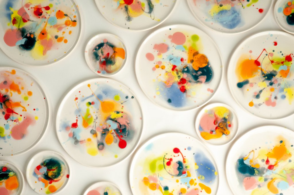 jschatzstudio's tweet image. Watercolor plates in all their multicolor beauty. #jschatz #handmadetableware #thisiswhathandmadeis