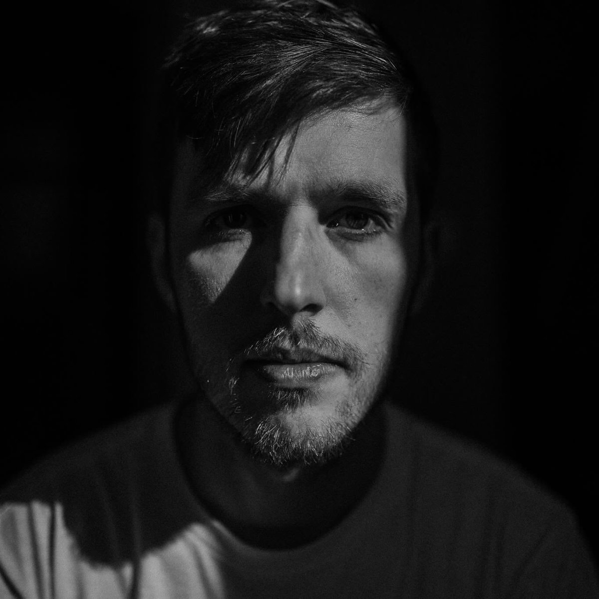 villagebrewery's tweet photo. SOOOO excited for the kick off of season 2 with @KSinfoniaYYC at the brewery tomorrow! They’ve teamed up to pair the elegance of their strings with the electronic soundscapes of @TheValiska.

7:30 start. $25 at the door which includes your first beverage.
https://t.co/RuSqUHA8Na https://t.co/Or1qcDABX8
