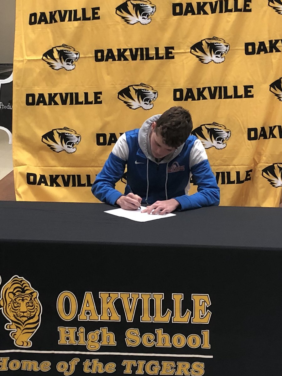 WAOS_Tigers's tweet photo. Congrats to Brian and JB for signing their letter of intent to play college soccer at UIS &amp; SIUE respectively today! WAOS wishes you guys nothing but the best in this next chapter of your soccer career! @OHS_Tigers @BCzuppon @WAOSFANS https://t.co/j6LTD3fUgC