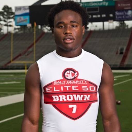 JayMeadors's tweet photo. Tune In to @ESPNU tonight at 7pm. Last Home game for Lll Bro. @the_djbrown10. #LastRide #GOATGANGCERTIFIED #SALTCOUNTYELITE https://t.co/IigPd5pJte