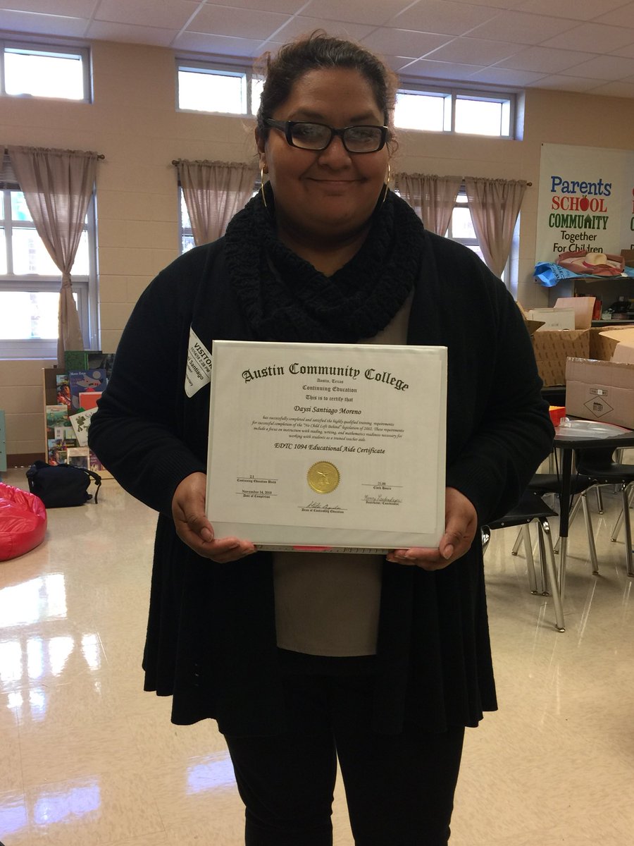 gtgrizzliespss's tweet photo. All what we need is a parent willing to learn and grow! Congratulations Daysi for your accomplishment!Teacher Aid Certification. @gtprincipal186 @FamAsPartners @aisdparents @GTGrizzlyBears https://t.co/gj2uOFQSea