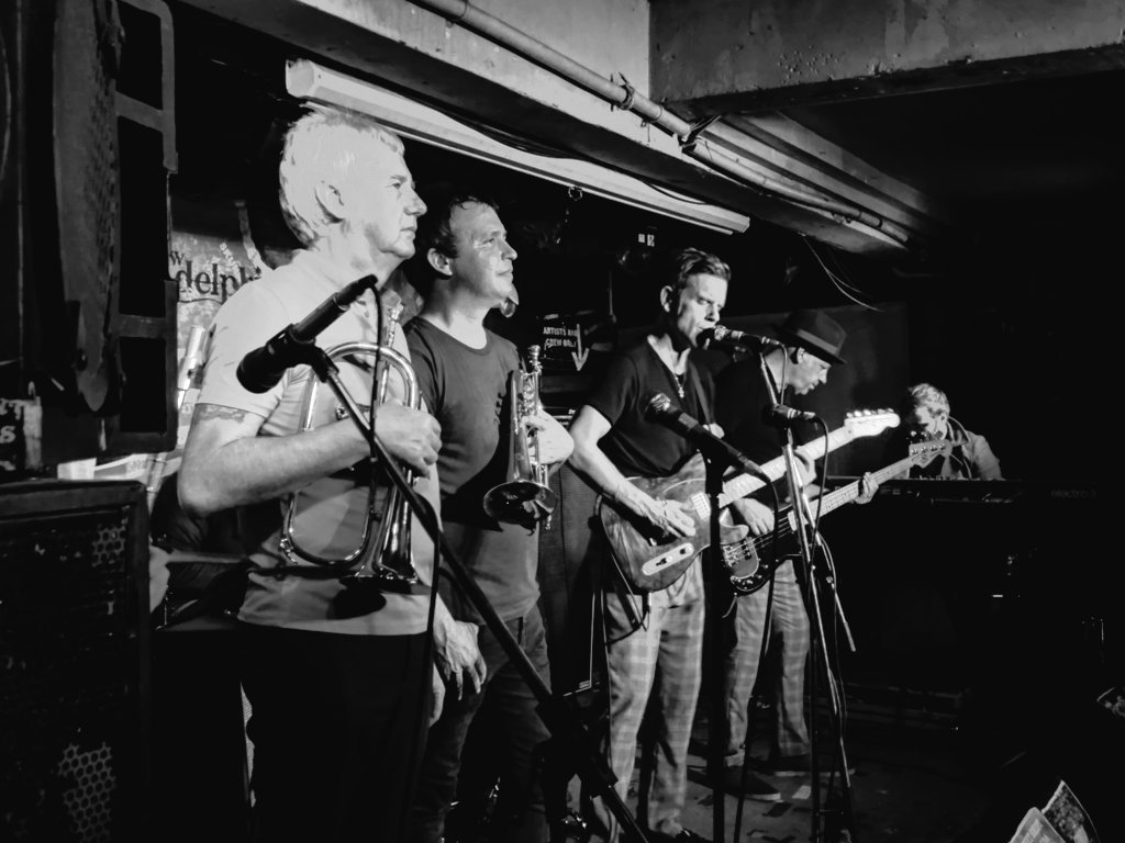 Fantastic show <a href="/TheAdelphiClub/">The New Adelphi Club</a> by  <a href="/stonefoundation/">Stone Foundation</a>  tonight - super talented, hard working soul band - come back soon - best version of "I'm gonna tear your playhouse down" heard in the club since Ann Peebles (wtf) played it there live!