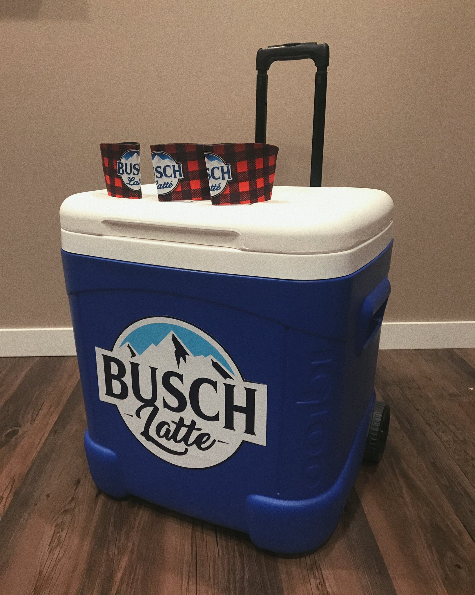Busch latte sale can cooler