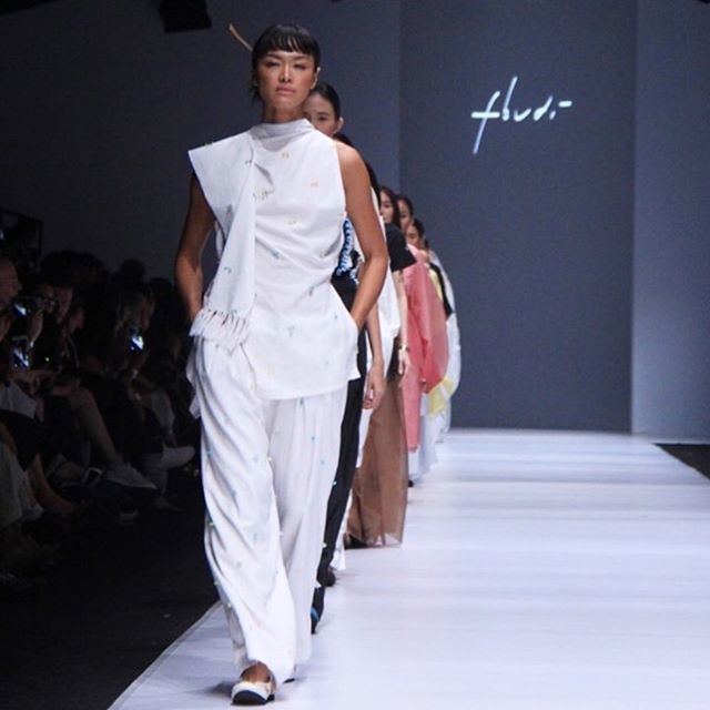 roomoomo's tweet image. Our favorite laid back outfit head to toe @fbudiofficial
____________________
#ROOMOOMOPOPUPSALE
OURA
Jl. Pahlawan Trip 11A Malang
____________________
15 - 16 November 2018
10.00 - 20.00
____________________
 #roomoomomalang #roomoomoxoura #roomoomopopu… ift.tt/2K344fq