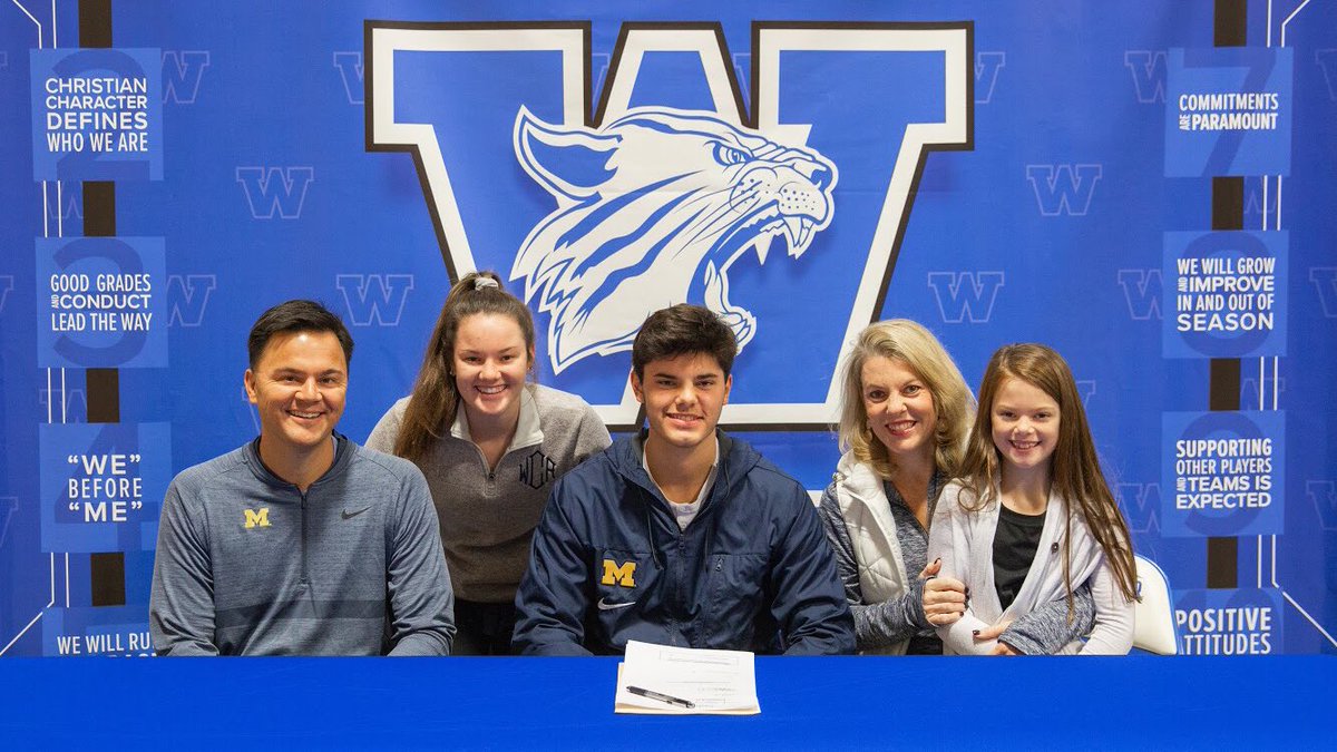 WCA__Baseball's tweet photo. Congratulations to @jobertop_4 (@umichbaseball) and @19bmatheny (@MSUBearBaseball) on officially signing today https://t.co/zjVOue4DpH