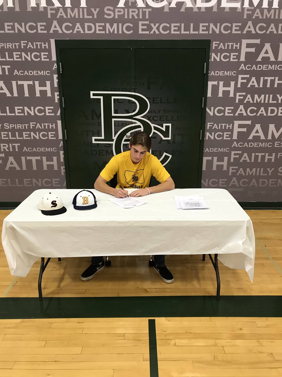 wearebc1's tweet photo. Congratulations Michael Zaske on signing a National Letter of Intent to MSUB for baseball today. BC and the Billings Scarlets are proud of you!  The Yellowjackets got a good one!!! #wearebc #gorams #goscarlets #gojackets https://t.co/LqrPsq6xoa