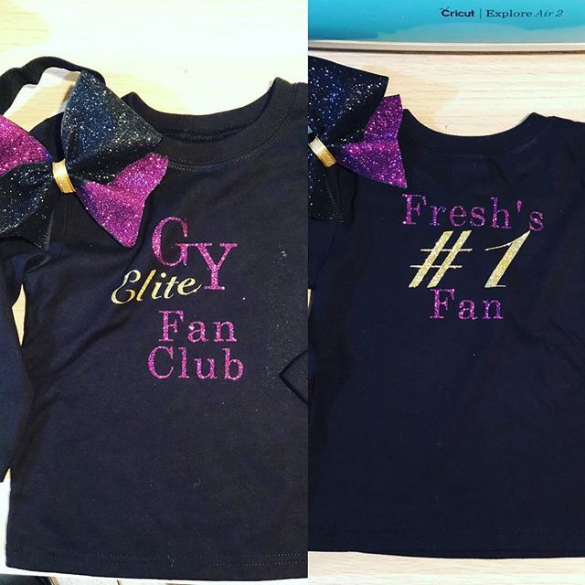Ladyfree0331's tweet photo. Someone is ready to cheer on her big sister! (Even cheerleaders need a cheering section!) #cricutcrafts #bigsister #littlesister #cheer #cheerleader #homemade #gyelite #cheerbows #fearthebow https://t.co/xWYkdqV3MY https://t.co/LtE26URXLf
