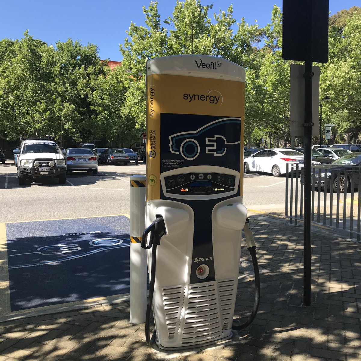 RecogPattern's tweet image. Great to see more charging stations for electric vehicles. This one spotted at UWA in Perth