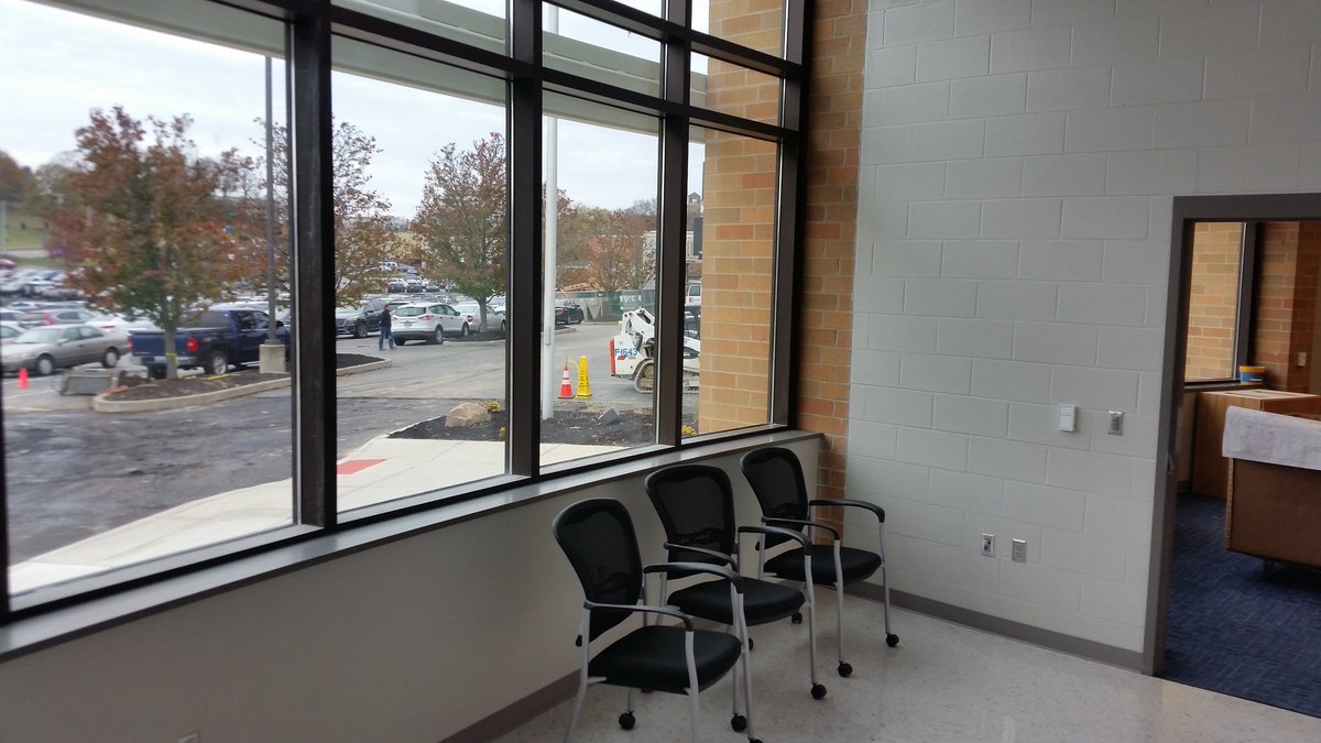 MrRobertLind's tweet photo. Furniture being installed today and tomorrow in the new @CovCathSTEM building. We are getting close! @CovCathColonels https://t.co/z1hxZonF2D