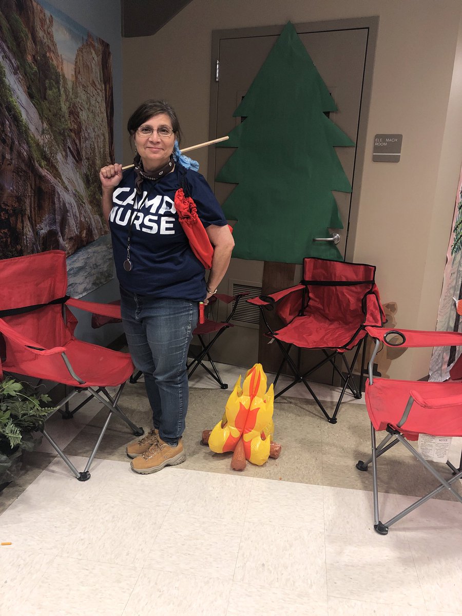 MsAleman_'s tweet photo. @Neff_ES #CampNeff #LiteracyNight https://t.co/RGHXNbBNrl
