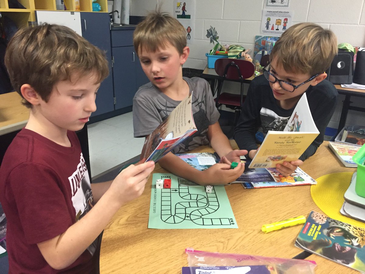 MrsB_KME's tweet photo. Our super second graders enjoying a little bit of competition! Guess the Covered Word game makes using our word attack strategies much more fun. Thanks Miss N!#kanelandpride https://t.co/cjEqX7yNqX
