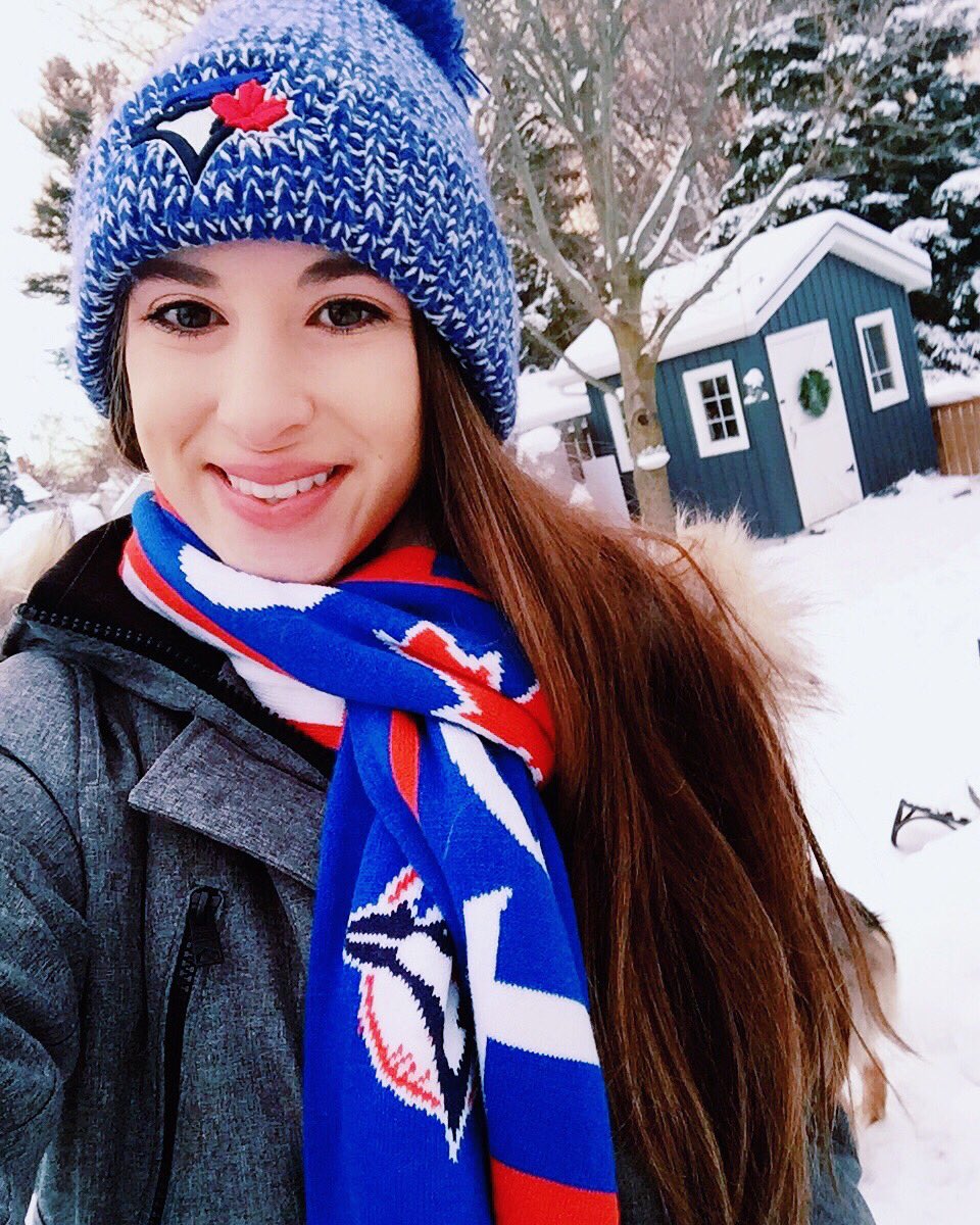 JulietCamus's tweet photo. Does this count as winter-ready?? ⁦@BlueJays⁩ #TBJWinterFest https://t.co/bnstMqSGDN