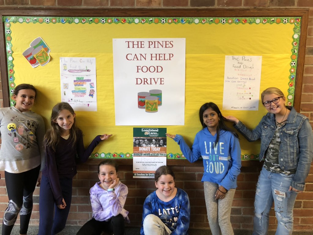 KerryMal1's tweet photo. #PinesHPS #StudentCouncil loves being able to support the Pines CAN Help #fooddrive, which will be accepting donations in the gym through Tuesday, 11/20. And we have fun while showing our support! @ClaudineDiMuzio @myboys62 @LongIslandCares https://t.co/40ByaWUBh4