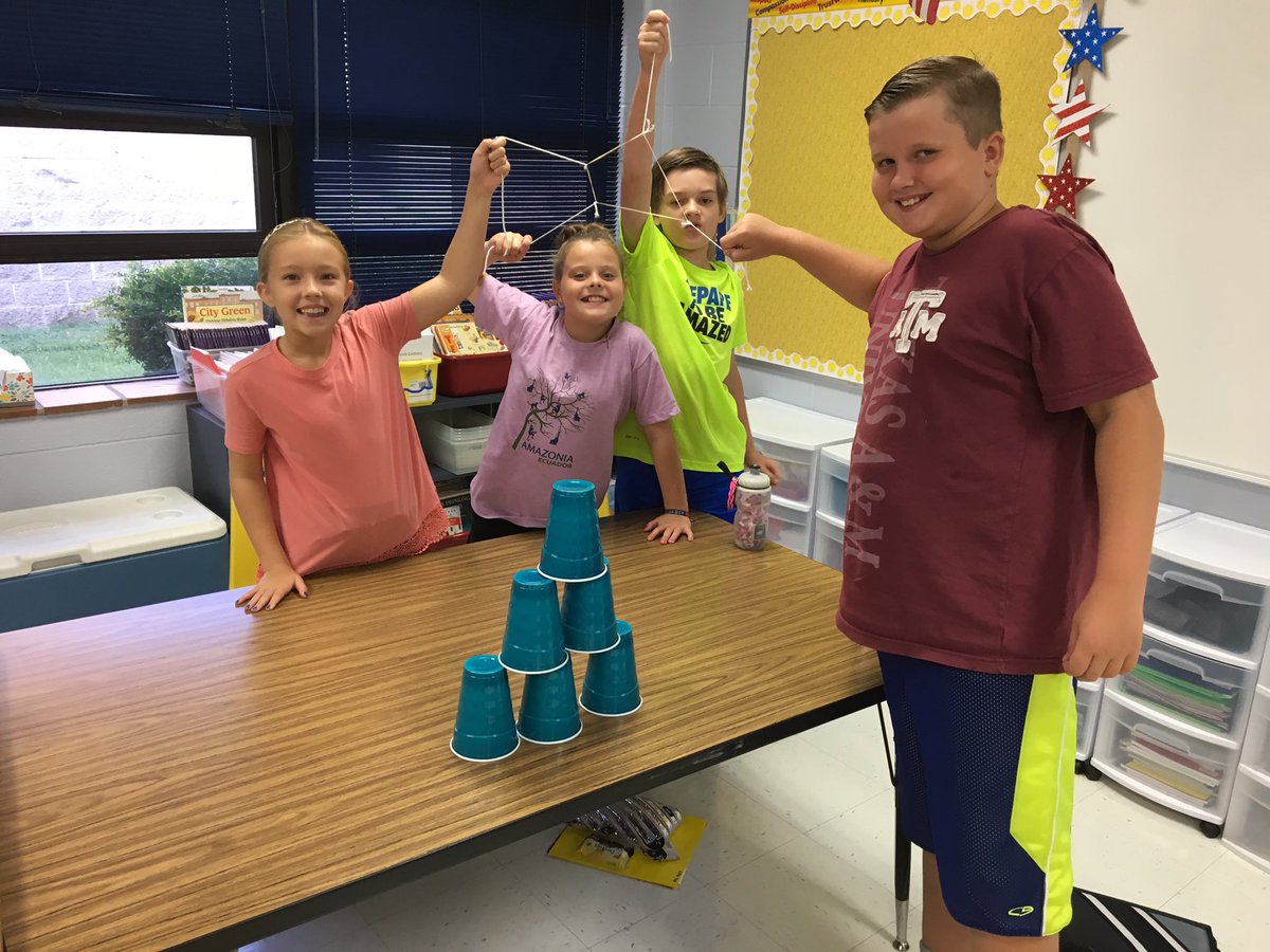 MrsTinderClass's tweet photo. Team cup pyramid champs. @BoerneISD @CuringtonElem #Curingtonstrong https://t.co/XQCjaGrXmt
