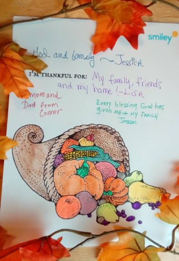 debbiesuesviews's tweet photo. This November, I'm giving thanks with Smiley360! What are you thankful for? #GivingThanksWithSmiley #ad https://t.co/HnAgA774v0