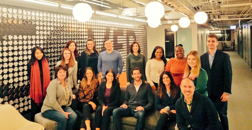 mattragas's tweet photo. #PRAD564 @DePaulPRAD @CMNDePaul class of '18 portrait with @Discover_News judges. Thanks @robweiss10, Derek, Wendy Brittney and all of the corp comm team for supporting our class! https://t.co/pb9BD5zJqj