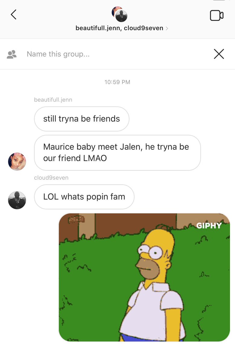 Bruuuh 😬😬 never ask a girl “so your boyfriend won’t let you have friends anymore?” 😂😂